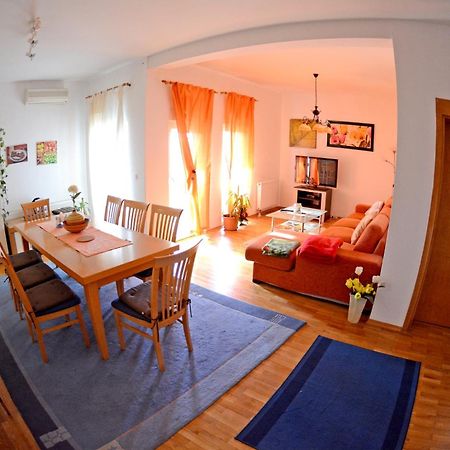 Apartments And Rooms Trsje Zagreb Exterior foto