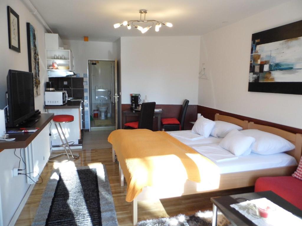 Apartments And Rooms Trsje Zagreb Exterior foto